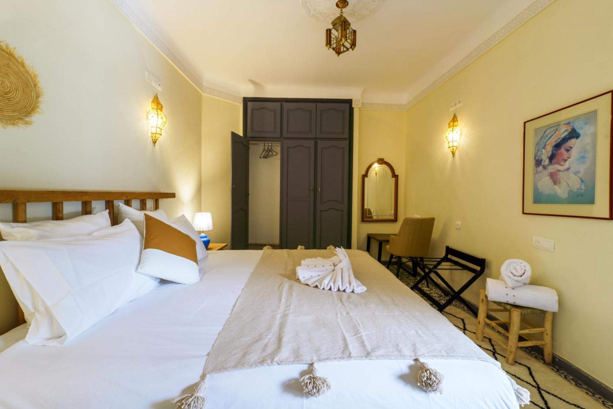 Riad 4 Chambres - Piscine & Petit Dejeuner Gratuit - Wifi Fibre Optique Marrakesh Bagian luar foto