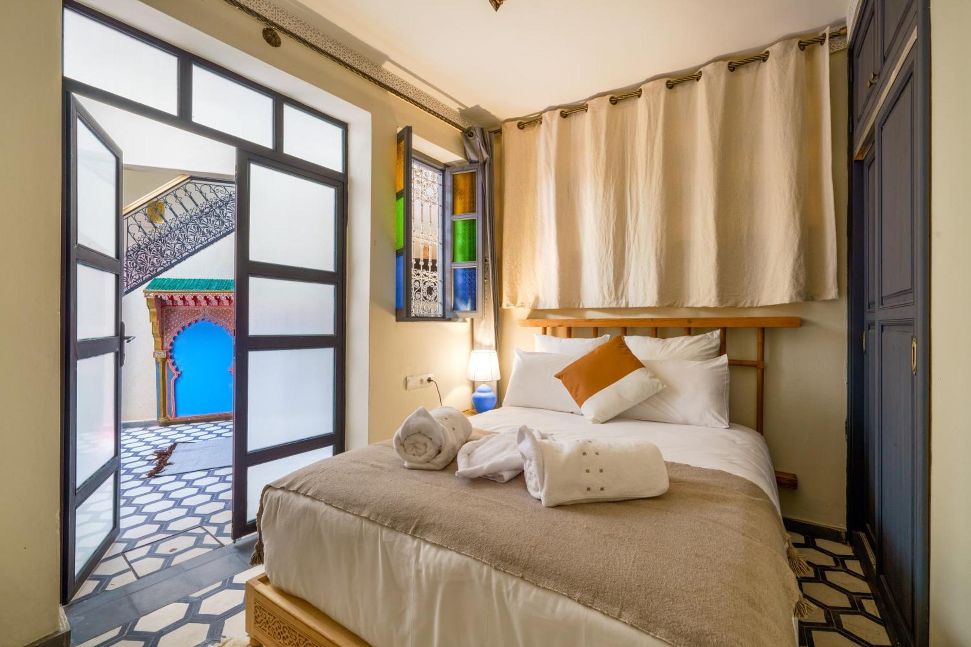 Riad 4 Chambres - Piscine & Petit Dejeuner Gratuit - Wifi Fibre Optique Marrakesh Bagian luar foto