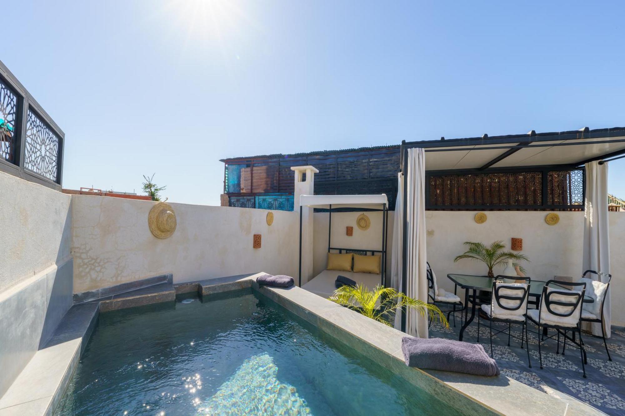 Riad 4 Chambres - Piscine & Petit Dejeuner Gratuit - Wifi Fibre Optique Marrakesh Bagian luar foto