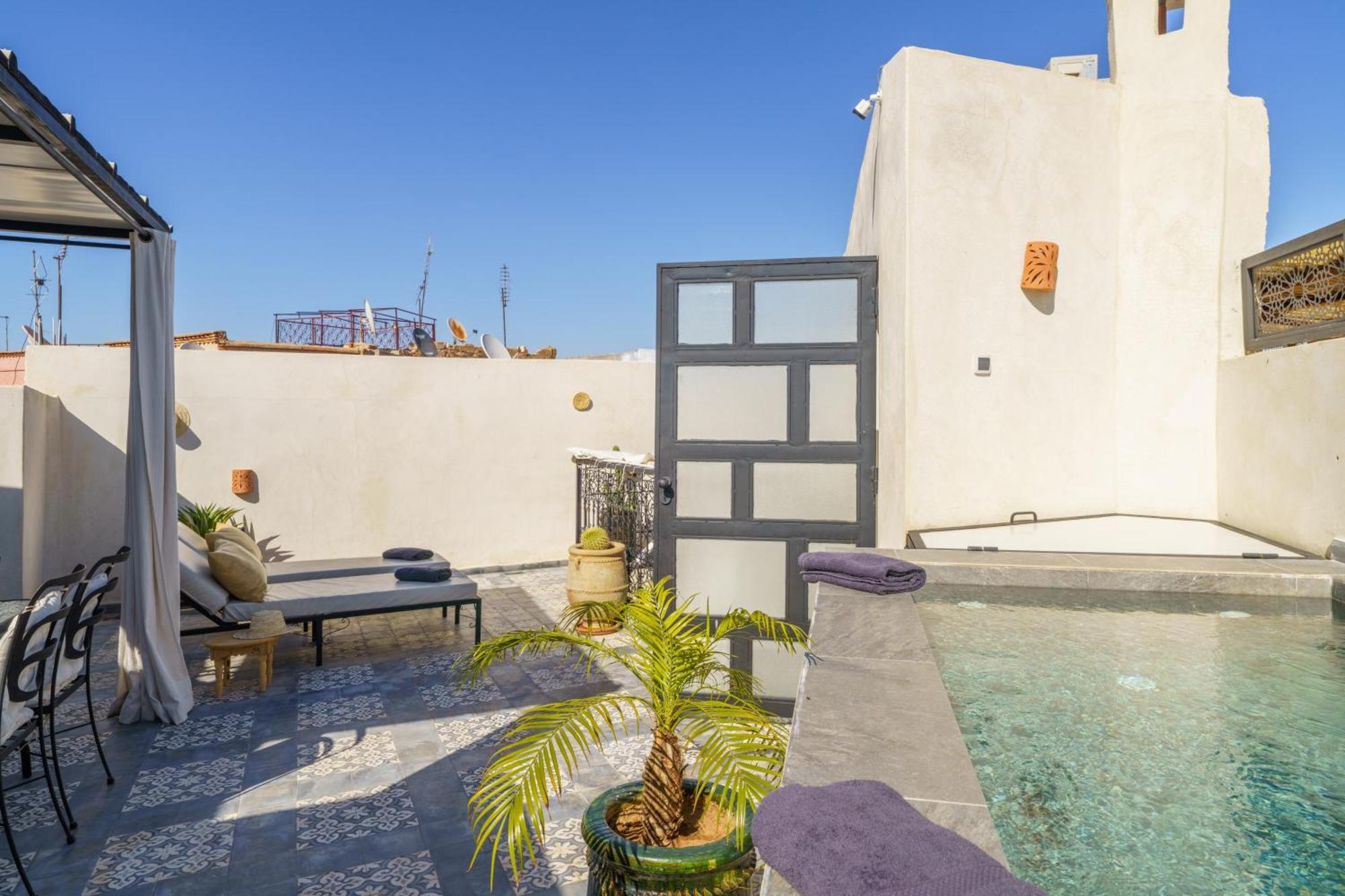 Riad 4 Chambres - Piscine & Petit Dejeuner Gratuit - Wifi Fibre Optique Marrakesh Bagian luar foto